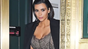 Kim Kardashian bardzo przeżyła rozstanie z mężem. Teraz stara się ułożyć swoje życie na nowo 