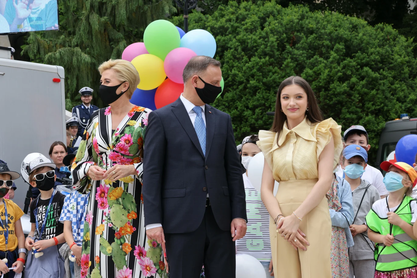 Młoda gwiazda podczas spotkania z dziećmi wykonała utwory "Superhero" i "Afera".