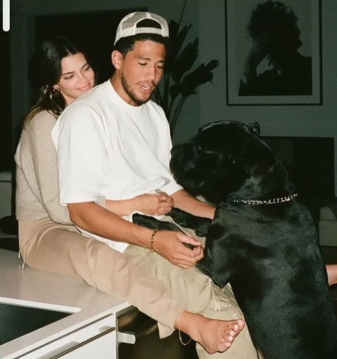 Kendall Jenner i Devin Booker są parą od roku