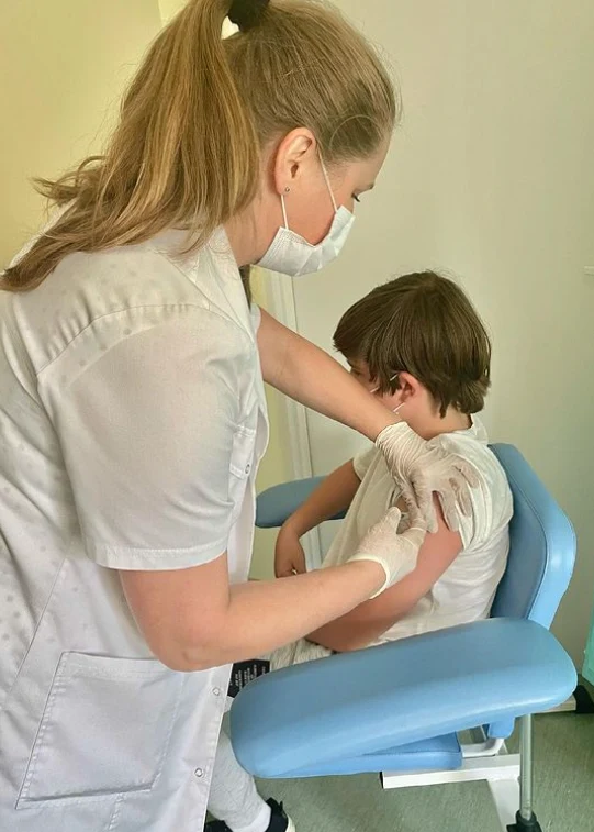 Racewicz zaszczepiła syna, https://www.instagram.com/joannaracewicz/