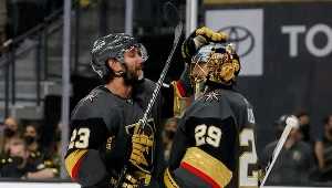 Alec Martinez i Marc-Andre Fleury 