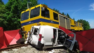 Tragedia. Młoda kobieta wjechała pod pociąg