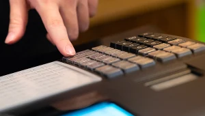 Co trzecia firma z branży kosmetycznej nie ma kasy fiskalnej online