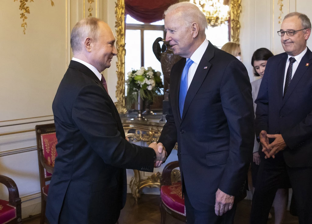 Spotkanie Joe Bidena i Władimira Putina w Genewie Spotkanie Joe Bidena i Władimira Putina w Genewie