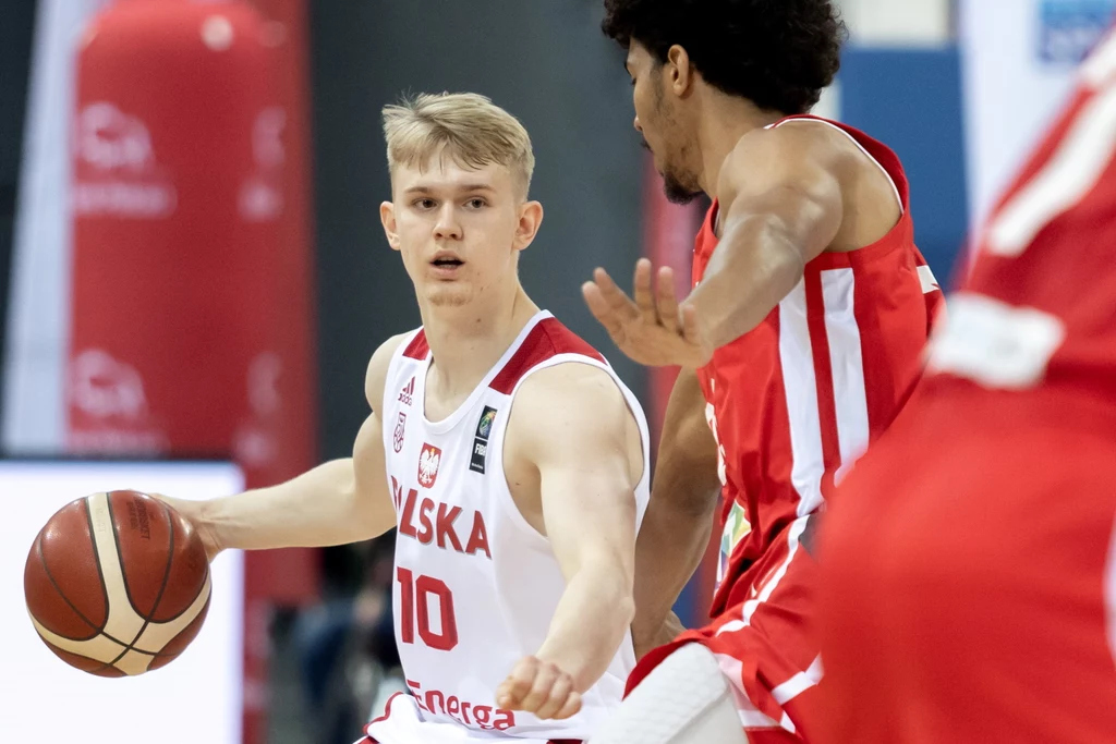Łukasz Kolenda w wygranym meczu reprezentacji Polski z Tunezją. Łukasz Kolenda w wygranym meczu reprezentacji Polski z Tunezją.