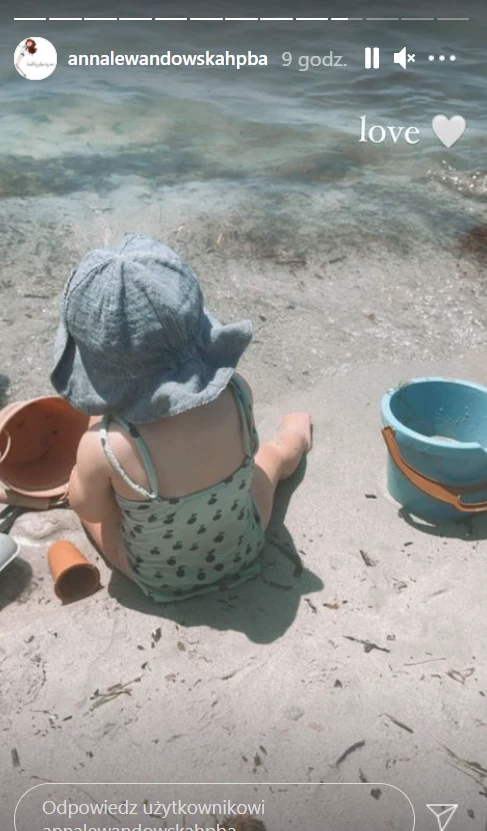 Anna Lewandowska wypoczywa z dziećmi na egzotycznej wyspie, https://www.instagram.com/annalewandowskahpba/ Anna Lewandowska wypoczywa z dziećmi na egzotycznej wyspie, https://www.instagram.com/annalewandowskahpba/