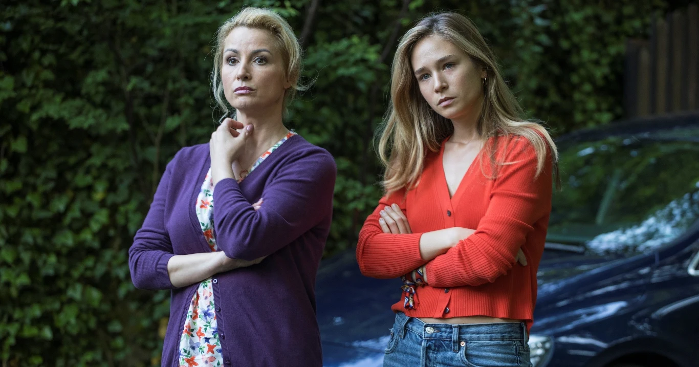 Joanna Brodzik i Zofia Wichłacz na planie serialu "Receptura"