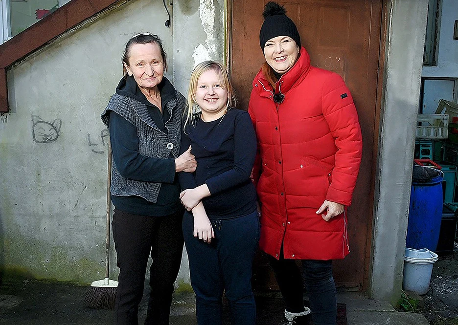 Pani Anna z małą Gabrysią i Katarzyną Dowbor