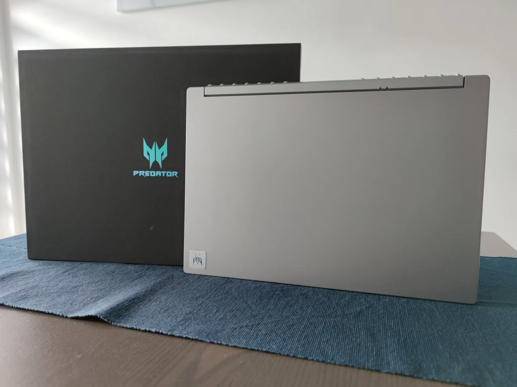 ACER Predator Triton 300