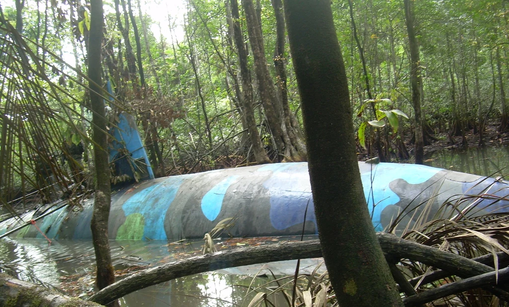Łódź podwodna odnaleziona w Boliwii, w 2010 r. 