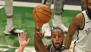 Khris Middleton