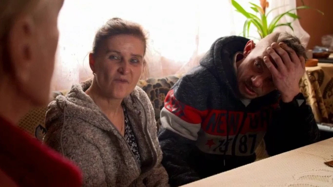 Danusia i Krzysiek z wizytą u mamy Bandziorka Danusia i Krzysiek z wizytą u mamy Bandziorka