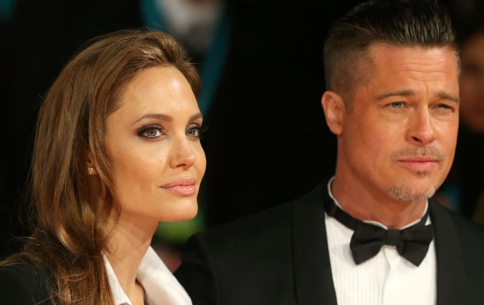 Angelina Jolie i Brad Pitt walczą o opiekę nad dziećmi Angelina Jolie i Brad Pitt walczą o opiekę nad dziećmi