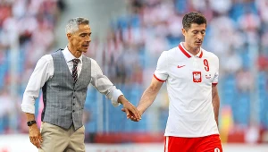 Selekcjoner Paulo Sousa póki co nie zdołał "odczarować" niemocy Roberta Lewandowskiego w turnieju rangi mistrzowskiej  