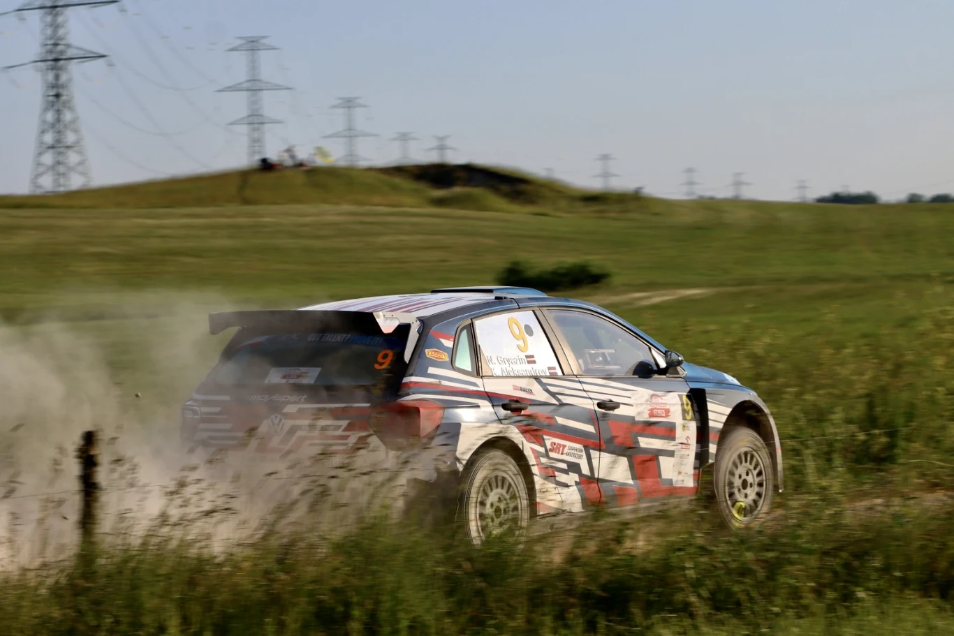 Griazin przebił trzy opony i stracił szanse na zwycięstwo Griazin przebił trzy opony i stracił szanse na zwycięstwo