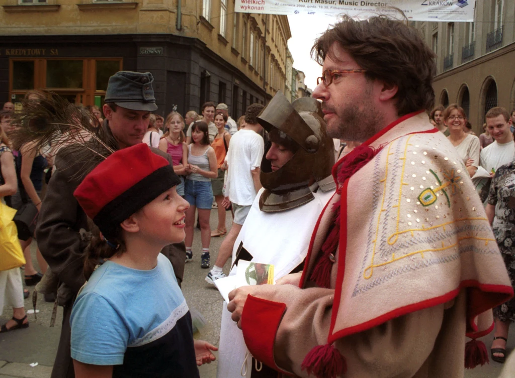 Grzegorz Turnau z córką Tosią, 2000 r. Grzegorz Turnau z córką Tosią, 2000 r.