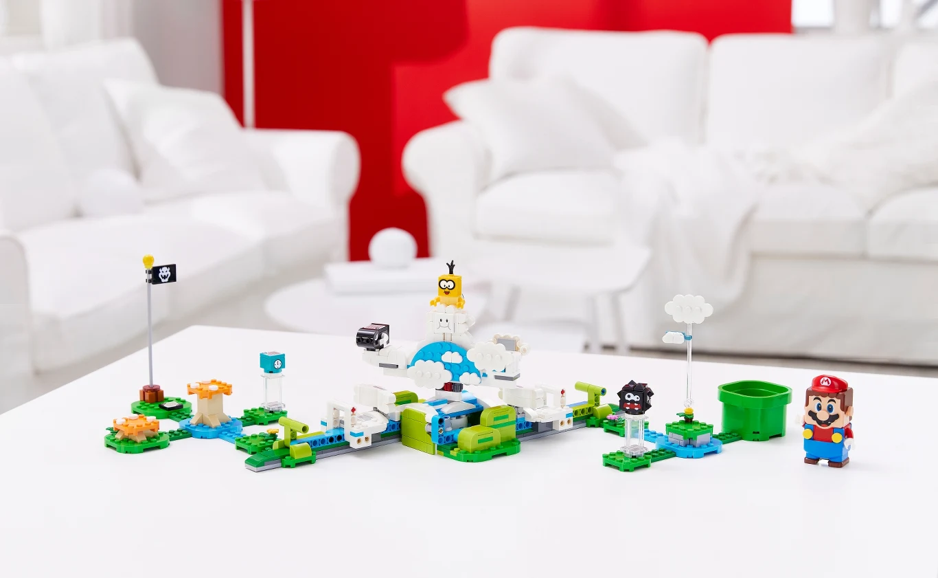 Będą to bardzo wciągające budowle, w których znajdą się elementy odpowiednie do gry w pojedynkę, ale także umożliwiające grę w dwie osoby i zbieranie dodatkowych monet. Poza tym w sprzedaży pojawią się dwa nowe pakiety Power-Up oraz dziesięć nowych zestawów postaci.