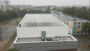 Zawalił się dach hali sportowej na os. Pod Lipami