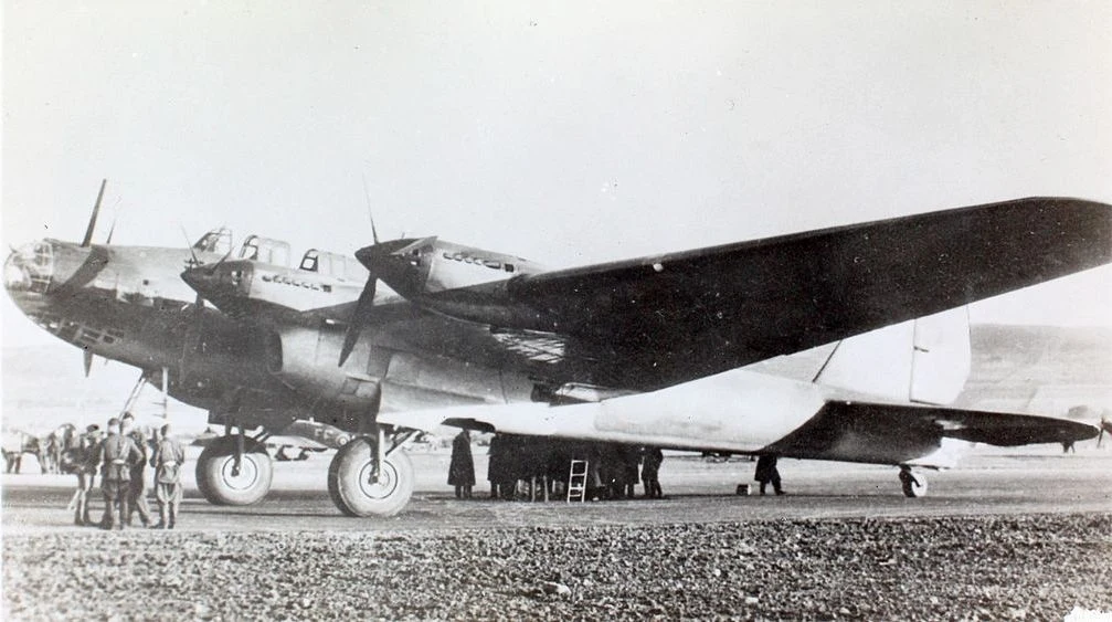 Sowiecki bombowiec dalekiego zasięgu Pe-8