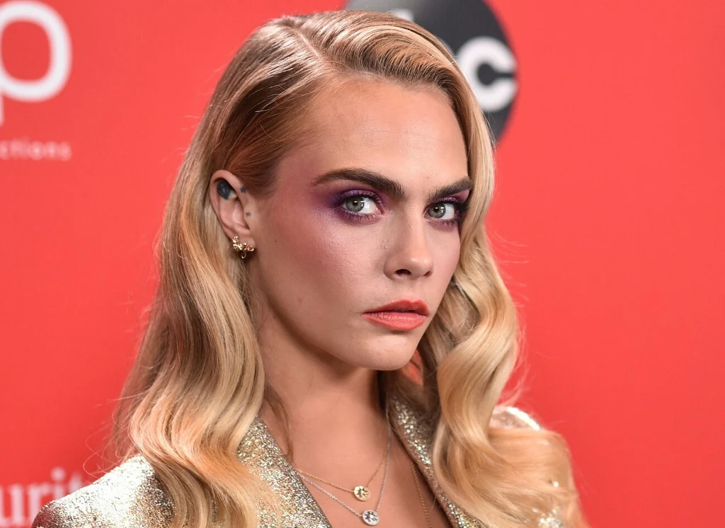 Cara DelevingneCara Delevingne