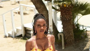 Shanola Hampton zachwyca w żółtym bikini