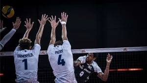 Liga Narodów siatkarzy. Francja - Polska 3-2