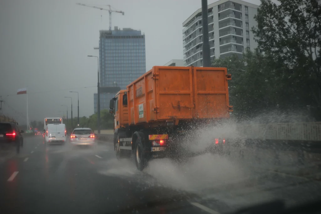 Ulewa nad Warszawą Ulewa nad Warszawą