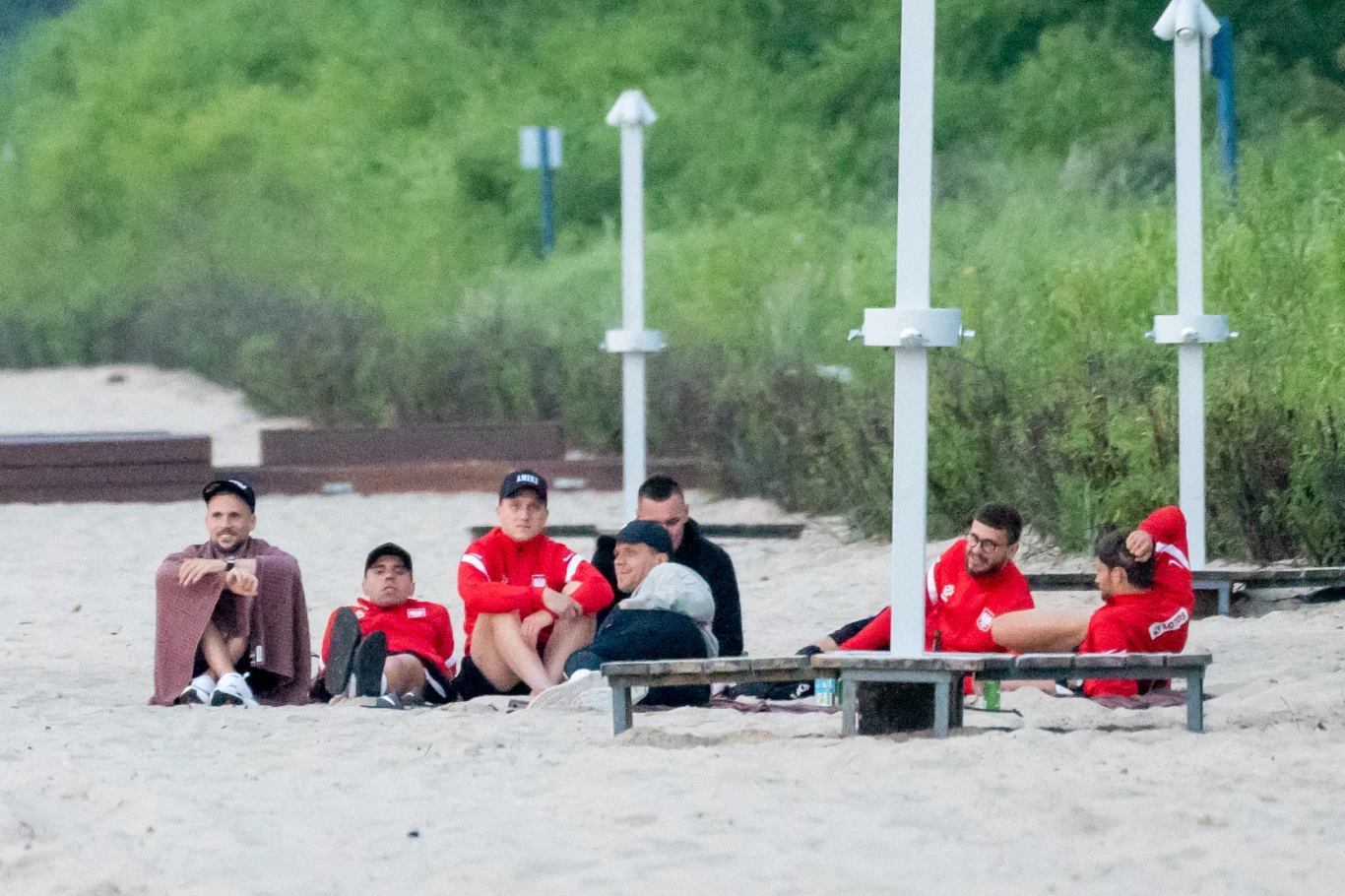 Piłkarze reprezentacji Polski relaksowali się na plaży Piłkarze reprezentacji Polski relaksowali się na plaży