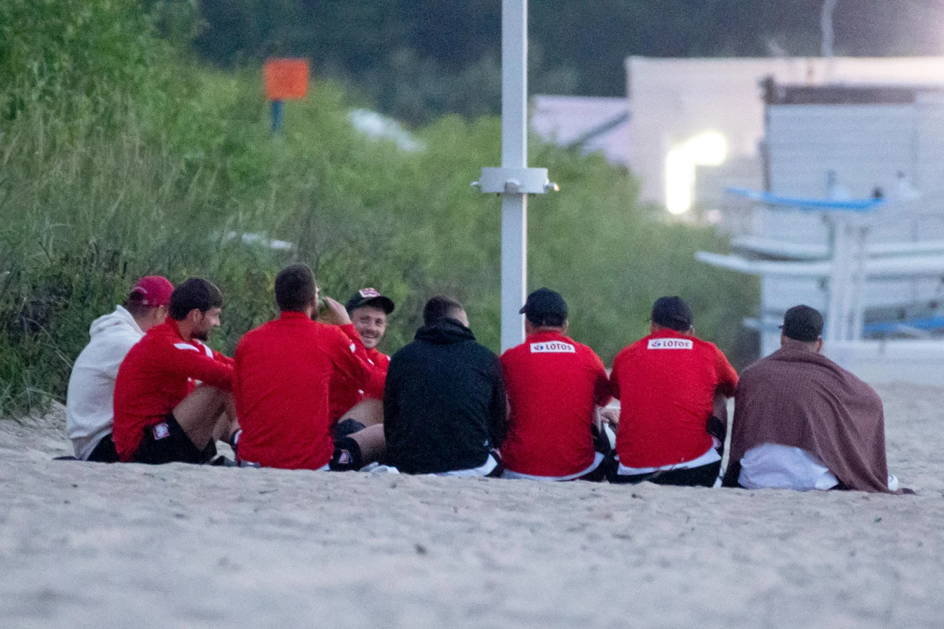 Piłkarze reprezentacji Polski relaksowali się na plaży Piłkarze reprezentacji Polski relaksowali się na plaży