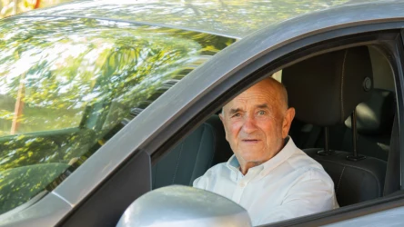 Kupiłeś auto ponad 5 lat temu? KRRiT wyjaśnia, w jakiej sytuacji grozi ci kara finansowa