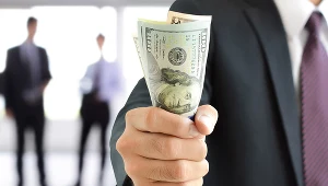 Dlaczego najbogatsi tworzą własne fundacje, zamiast po prostu wpłacać dodatkowe pieniądze do budżetu?