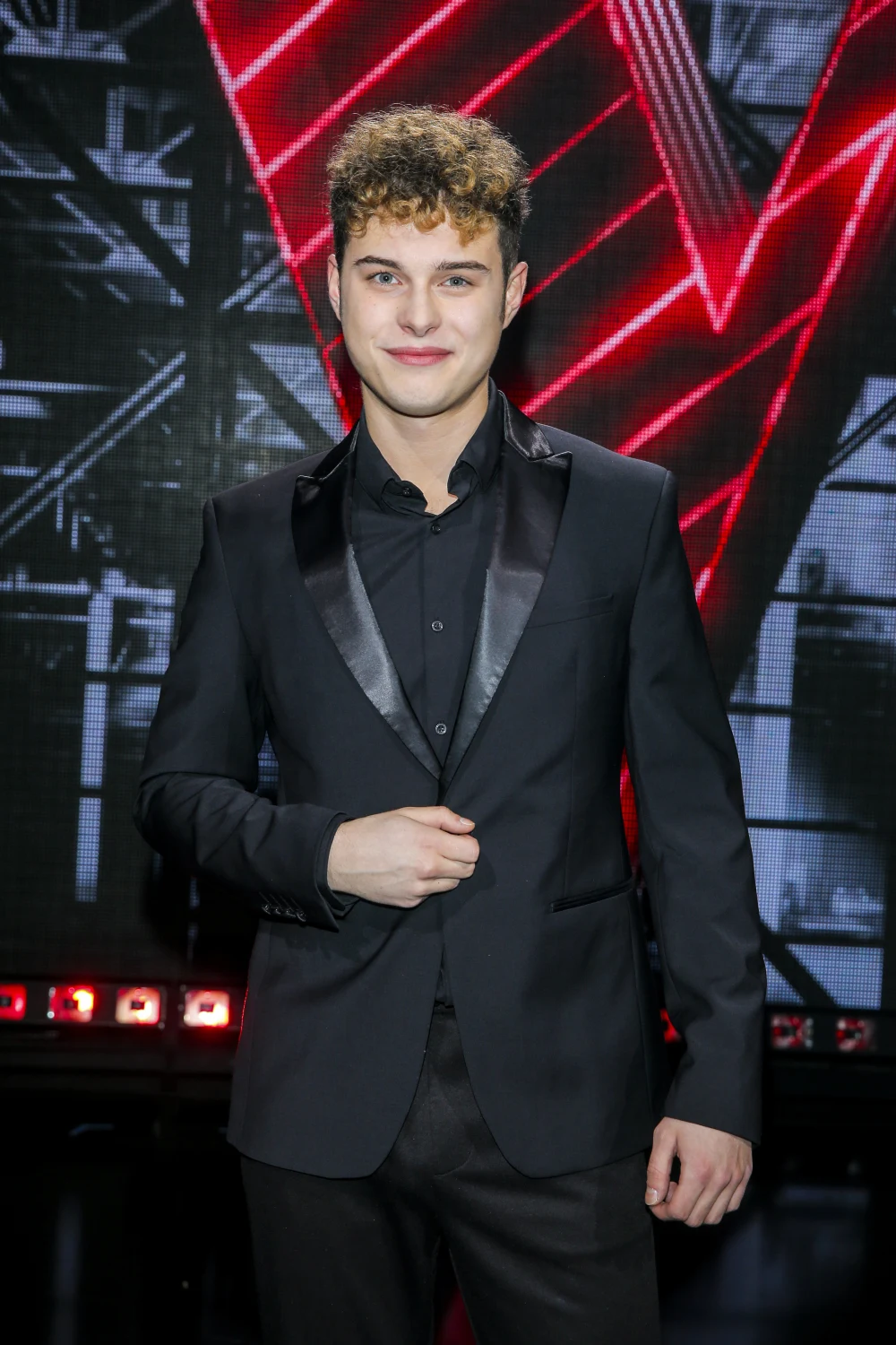 W 2019 roku aktor współprowadził program TVP "The Voice of Poland". 