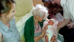 Pani Tekla spotkała się ze swoją praprawnuczką