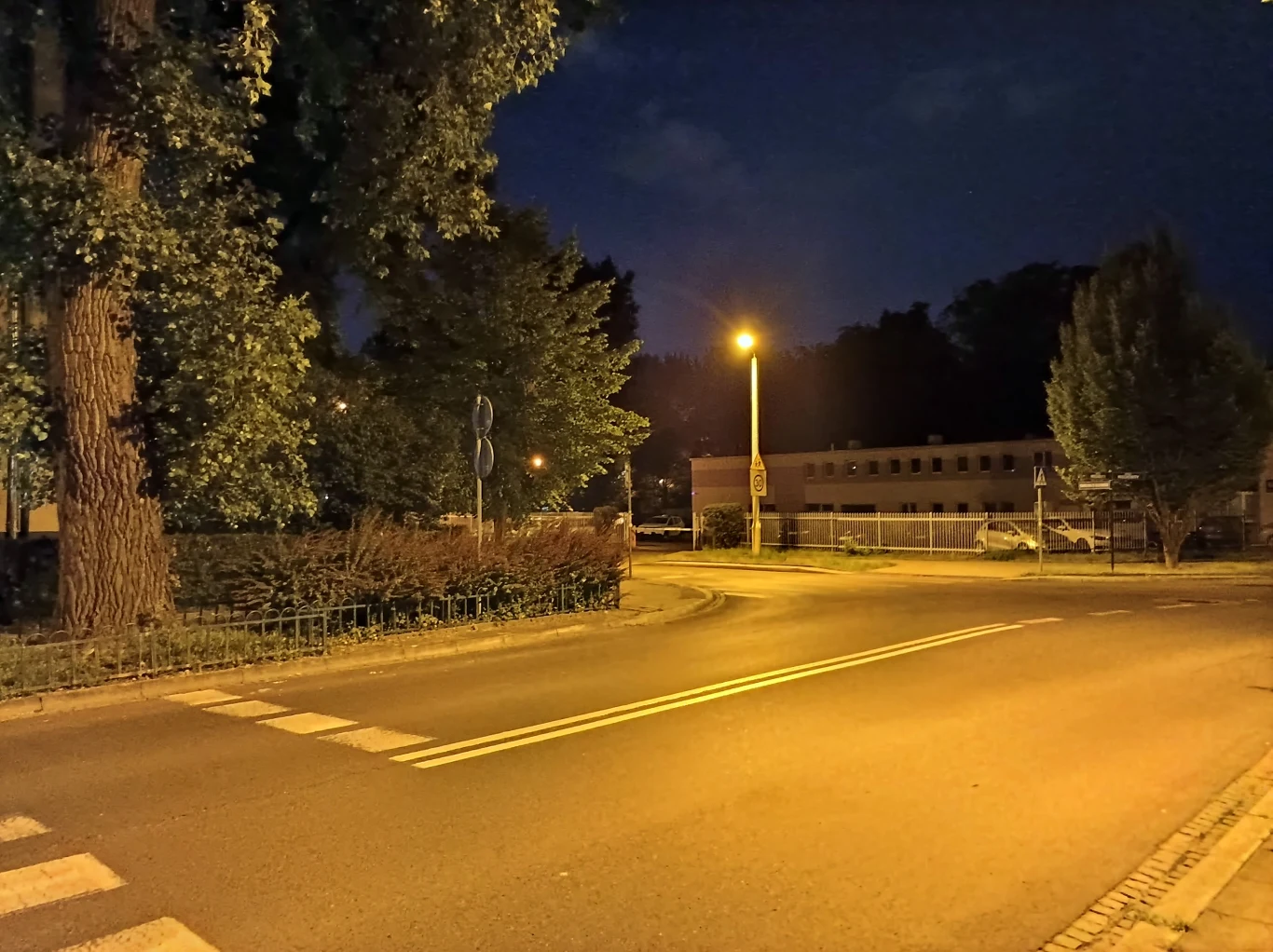 Xiaomi Poco M3 Pro 5G - tryb nocny