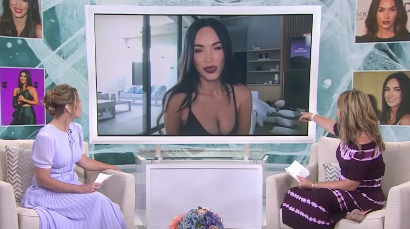 Dzieci Megan Fox rozrabiają w trakcie wywiadu, https://www.instagram.com/hodaandjenna/