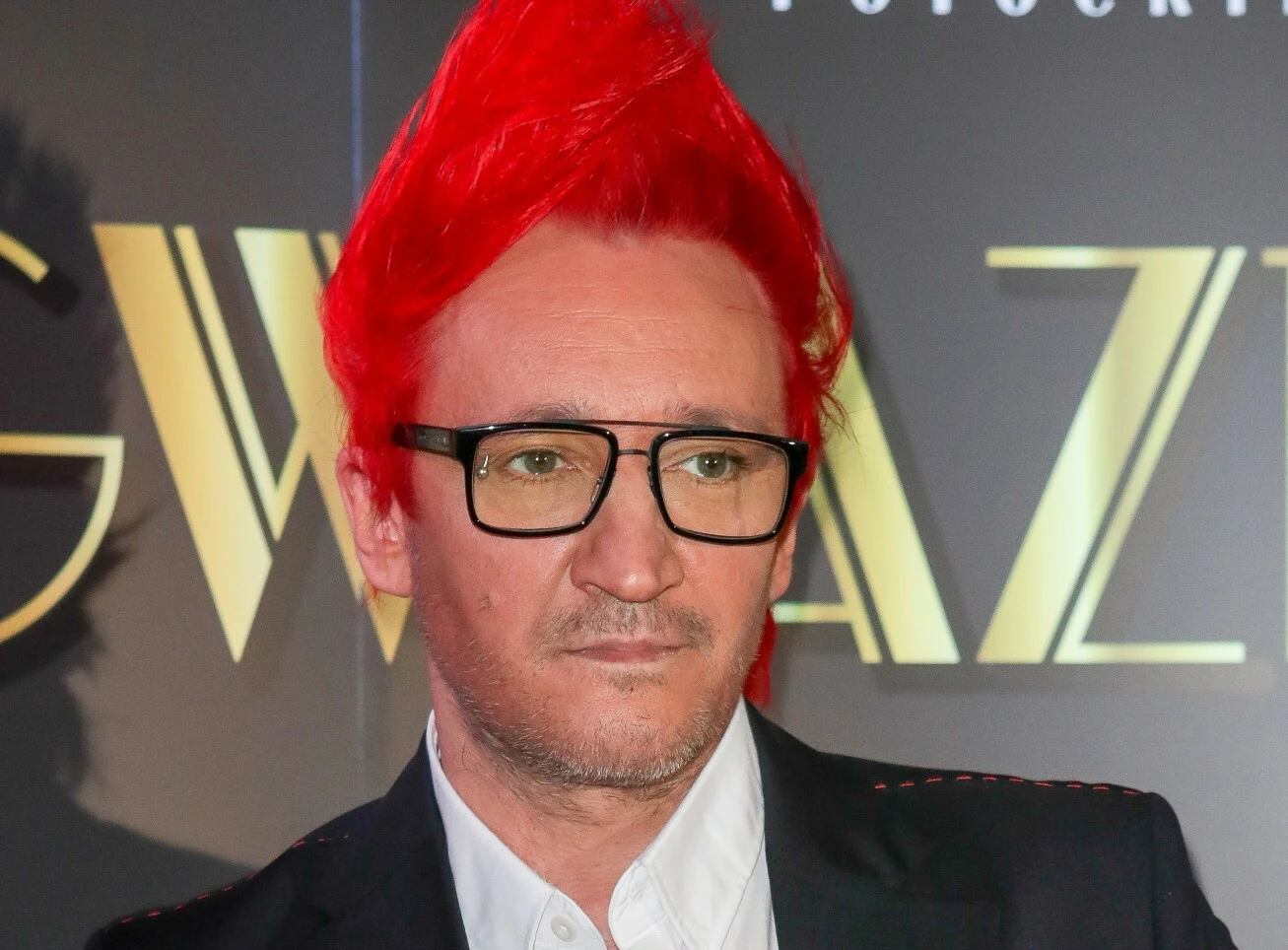 Michał Wiśniewski po czterdziestce na nowo odkrywa uroki tacierzyństwa. Jego najmłodszy syn ma poł roku Michał Wiśniewski po czterdziestce na nowo odkrywa uroki tacierzyństwa. Jego najmłodszy syn ma poł roku