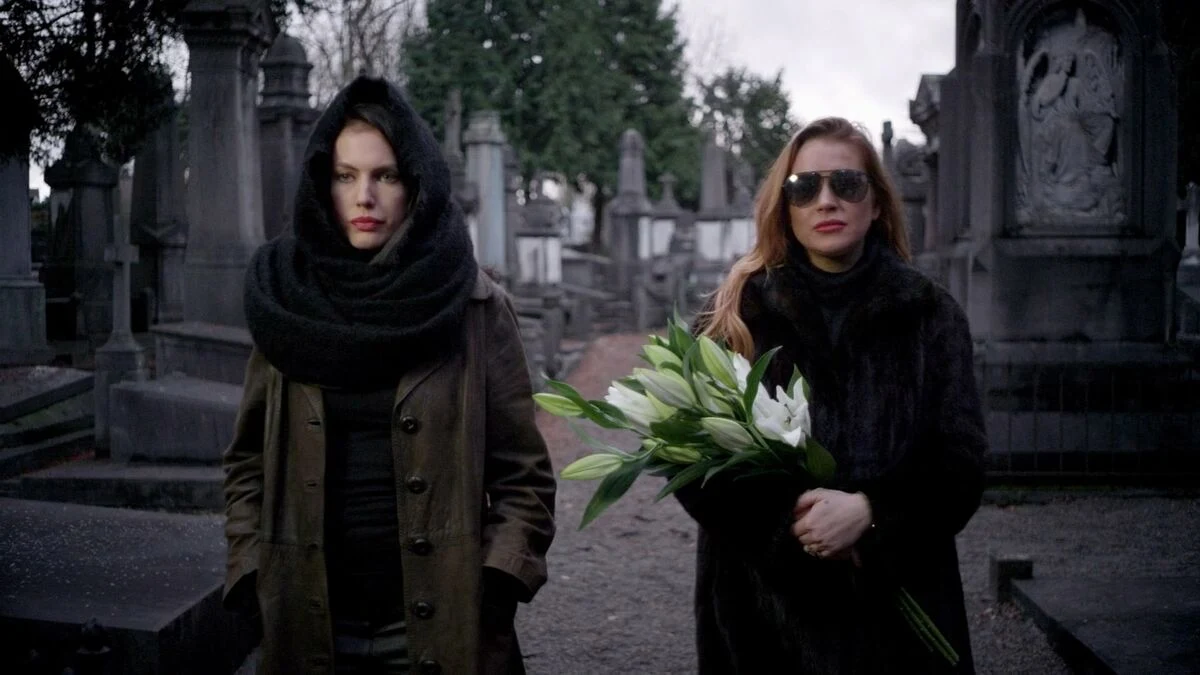 Najnowsza kreacja aktorki pochodzi z kryminalnego horroru "Among the Shadows" (2019). To opowieść o detektyw Kristy Wolfe, która stara się rozwikłać sprawę zabójstwa swojego wuja, przy okazji utrzymując w tajemnicy fakt, iż jest potomkinią rodu wilkołaków. Jak łatwo się domyślić, produkcja przeszła raczej bez echa...