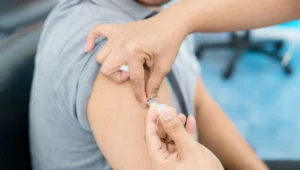 Odporność hybrydowa powstaje na skutek połączenia odporności naturalnej ze sztuczną