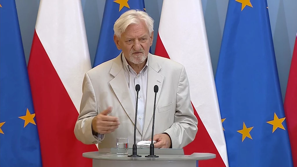 Prof. Andrzej Horban podczas konferencji prasowej Prof. Andrzej Horban podczas konferencji prasowej