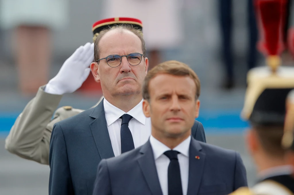 Prezydent Francji Emmanuel Macron i premier Jean Castex