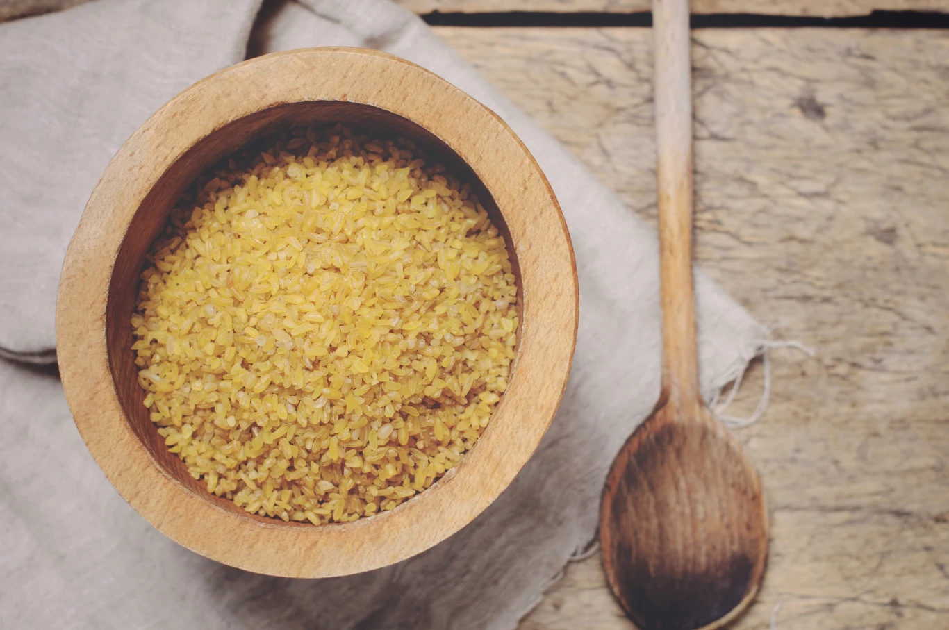 Kasza bulgur jest bogata w błonnik, który pozwala utrzymać uczucie sytości po posiłku przez długi czas Kasza bulgur jest bogata w błonnik, który pozwala utrzymać uczucie sytości po posiłku przez długi czas