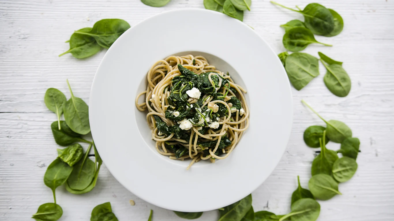 Makaron ze szpinakiem - łatwy, szybki, pyszny i zdrowy