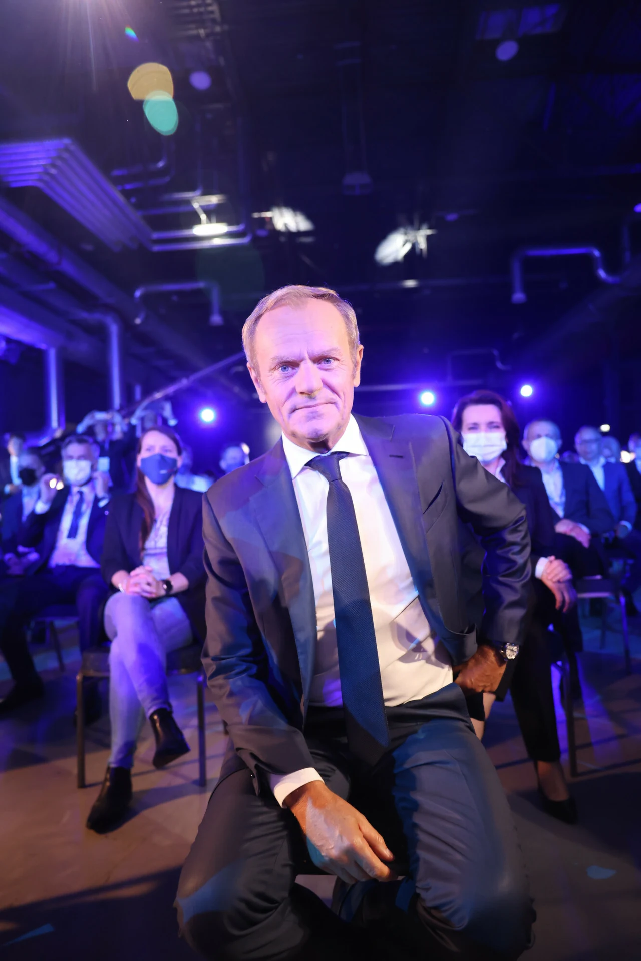- Okradli nas z bezpieczeństwa. Ta sprawa jest fundamentalna. Jarosław Kaczyński jest wicepremierem do spraw bezpieczeństwa. To jest czysty przykład wicepremiera od niebezpieczeństwa. Za co nie odpowiada, jest obszarem wielkiego ryzyka w Polsce - mówił Tusk - Okradli nas z bezpieczeństwa. Ta sprawa jest fundamentalna. Jarosław Kaczyński jest wicepremierem do spraw bezpieczeństwa. To jest czysty przykład wicepremiera od niebezpieczeństwa. Za co nie odpowiada, jest obszarem wielkiego ryzyka w Polsce - mówił Tusk