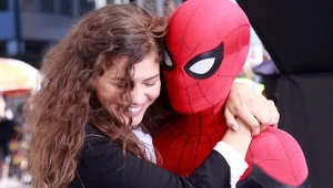 Tom Holland i Zendaya na planie filmu "Spider-Man: Daleko od domu" (2018)