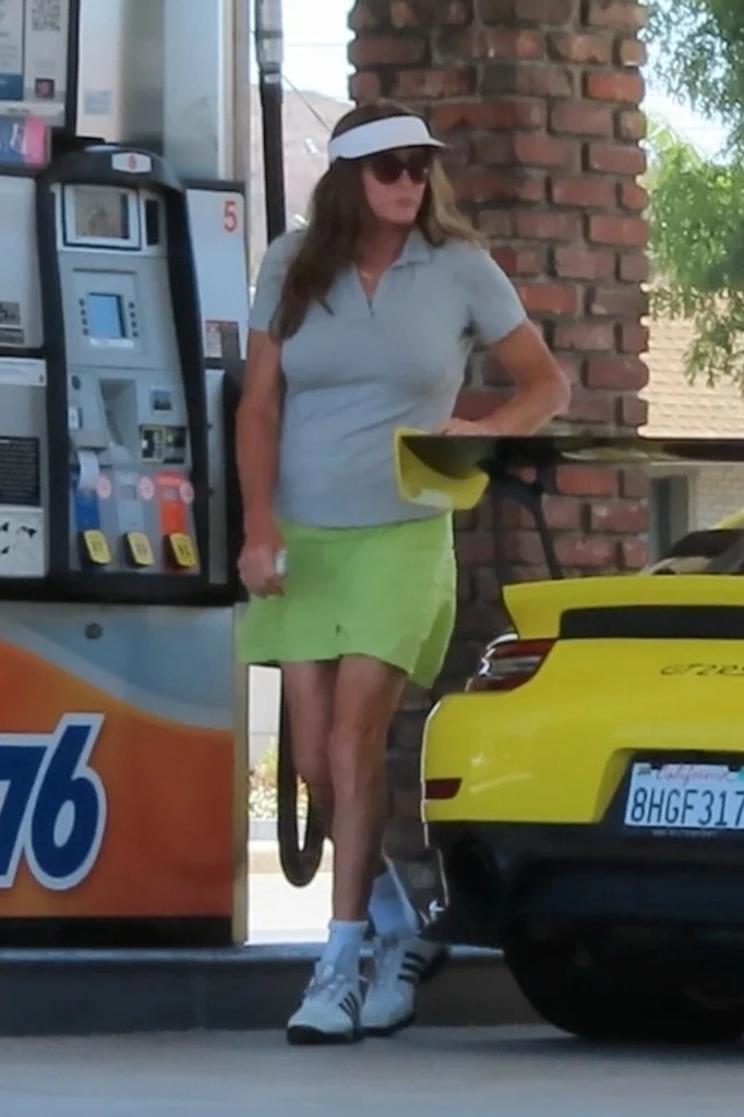 Caitlyn Jenner w tenisowej stylizacji