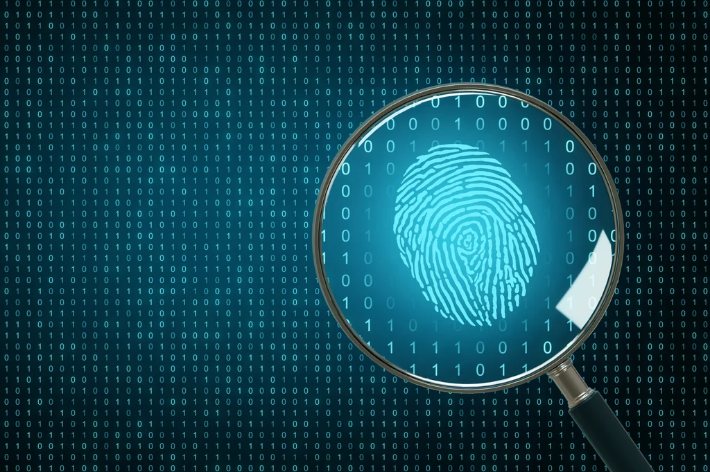 Cyberprzestępcy teoretycznie mogą wykorzystać odciski palca z telefonu czy zdjęć. Ale czy jest się czego bać?