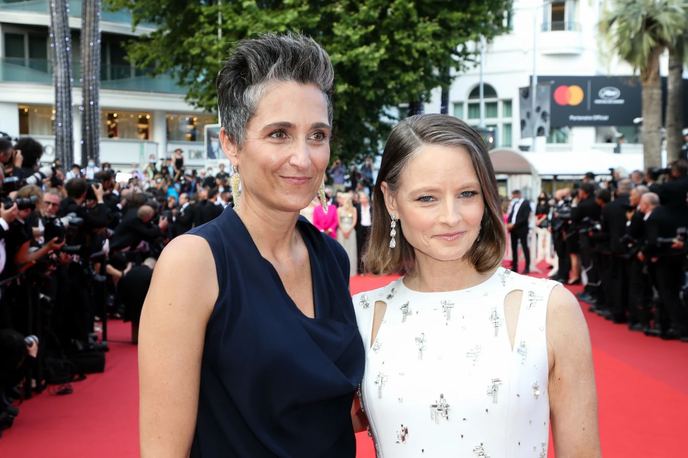 Jodie Foster ze swoją żoną, Alexandrą Hedison Jodie Foster ze swoją żoną, Alexandrą Hedison