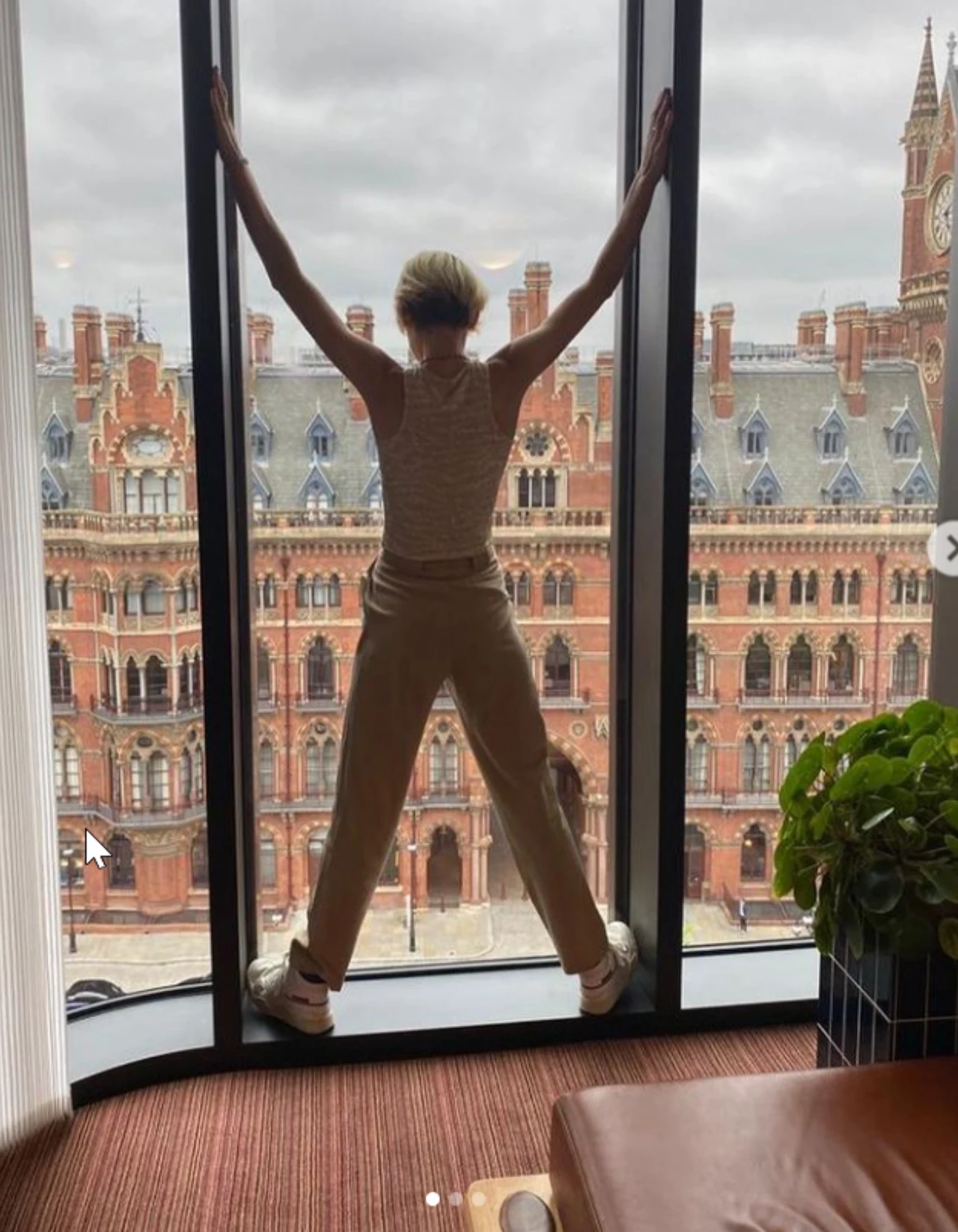 Emma Corrin, fot. https://www.instagram.com/emmalouisecorrin/ Emma Corrin, fot. https://www.instagram.com/emmalouisecorrin/