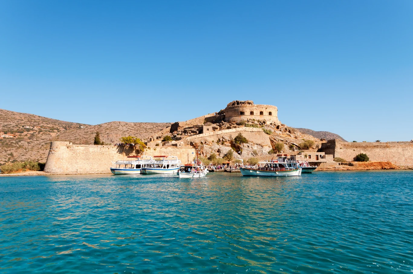Nazwa "Spinalonga" przez lata budziła grozę