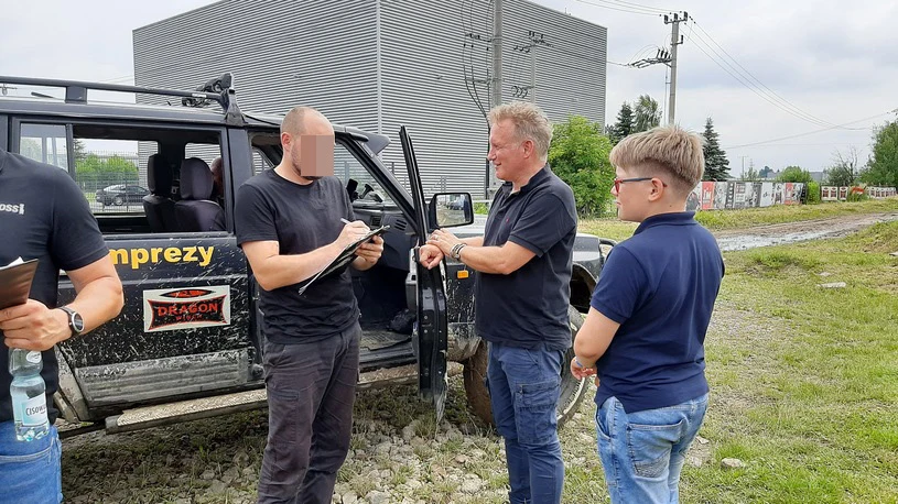 Jarosław Kret z synem 